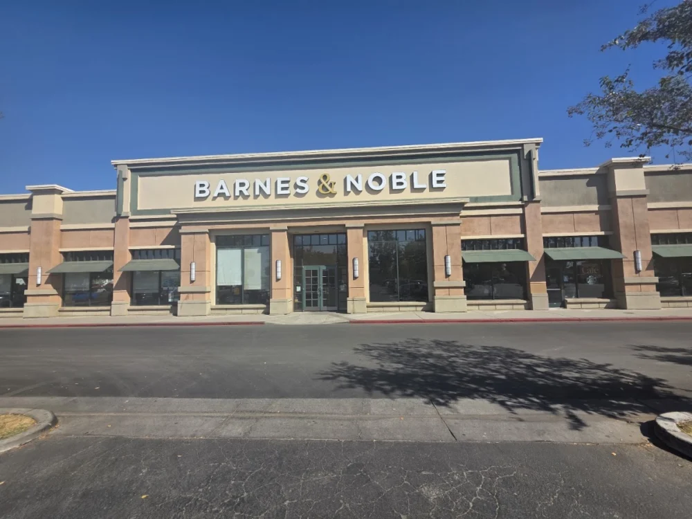 Barnes & Noble