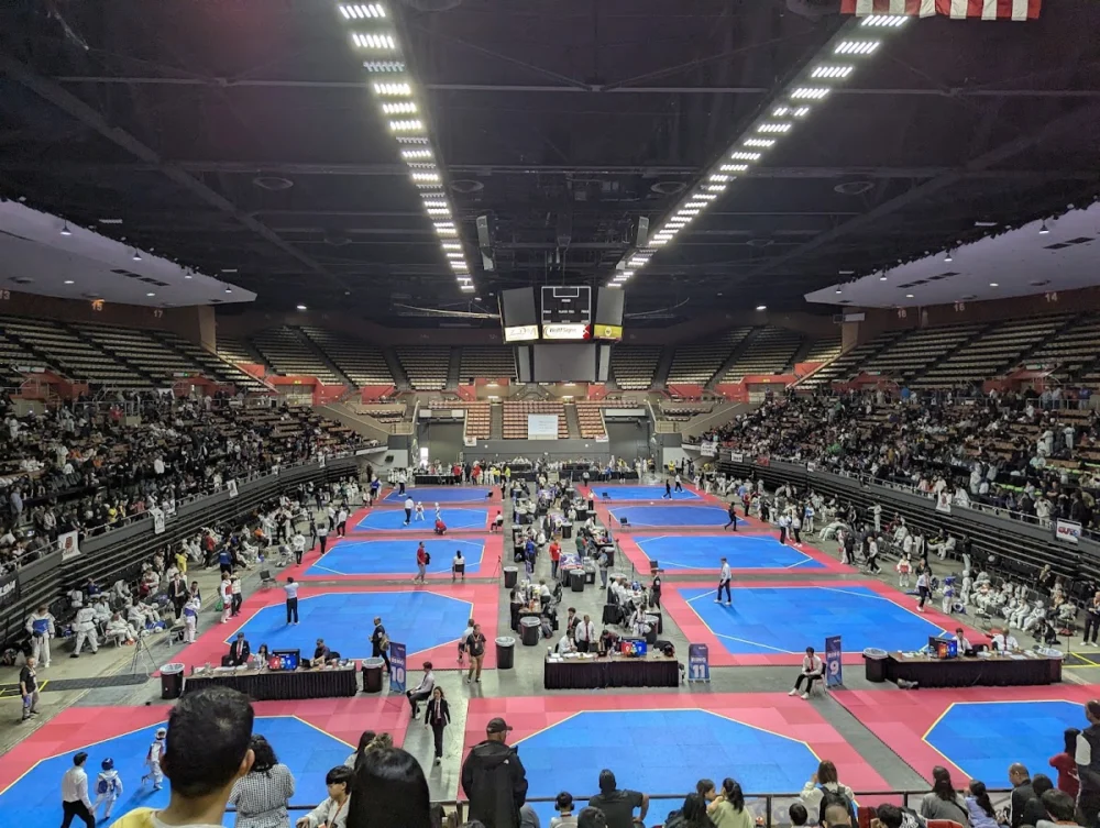 Fresno Convention & Entertainment Center