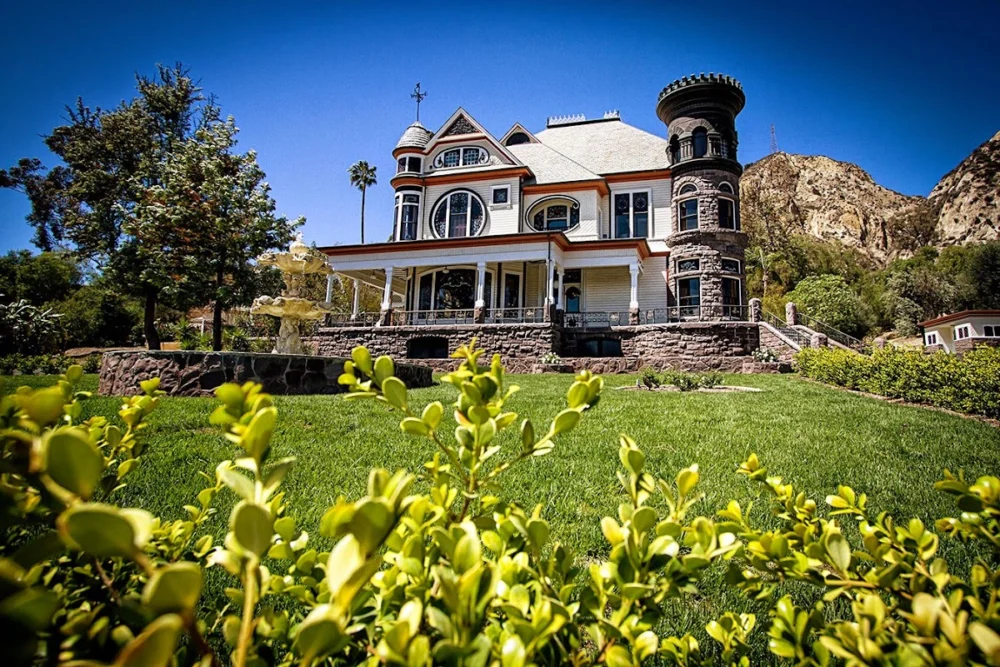 Newhall Mansion