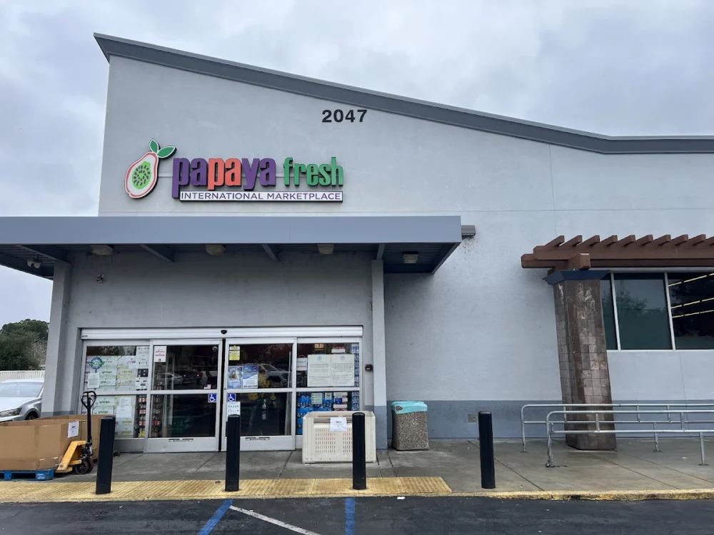 Papaya Fresh International Marketplace