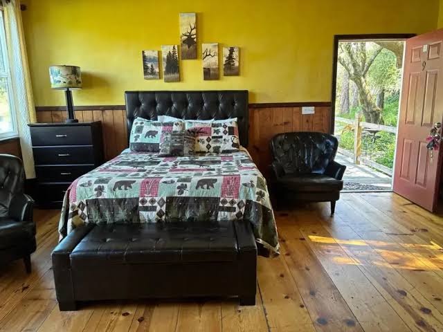 Sequoia Riverfront Cabins