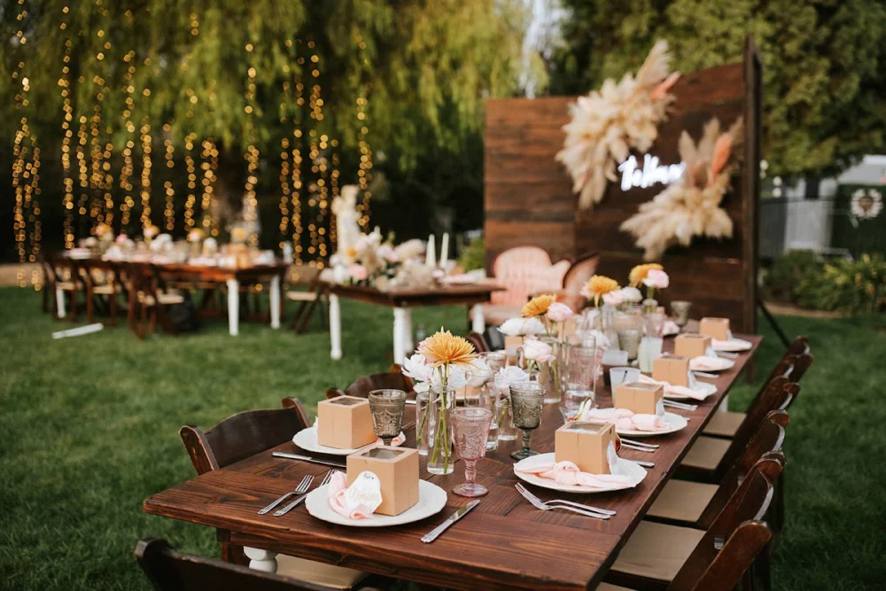 Tying Knots Wedding Planning
