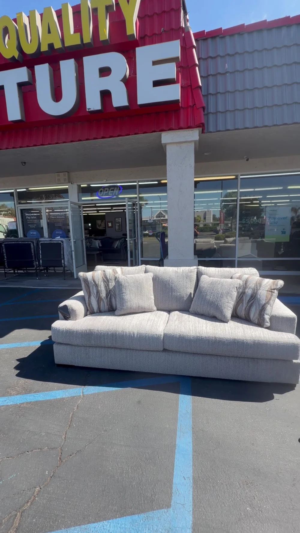 Vivian's Quality Furniture
